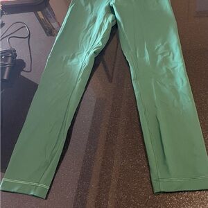 Lululemon Wunder Train Leggings 23’